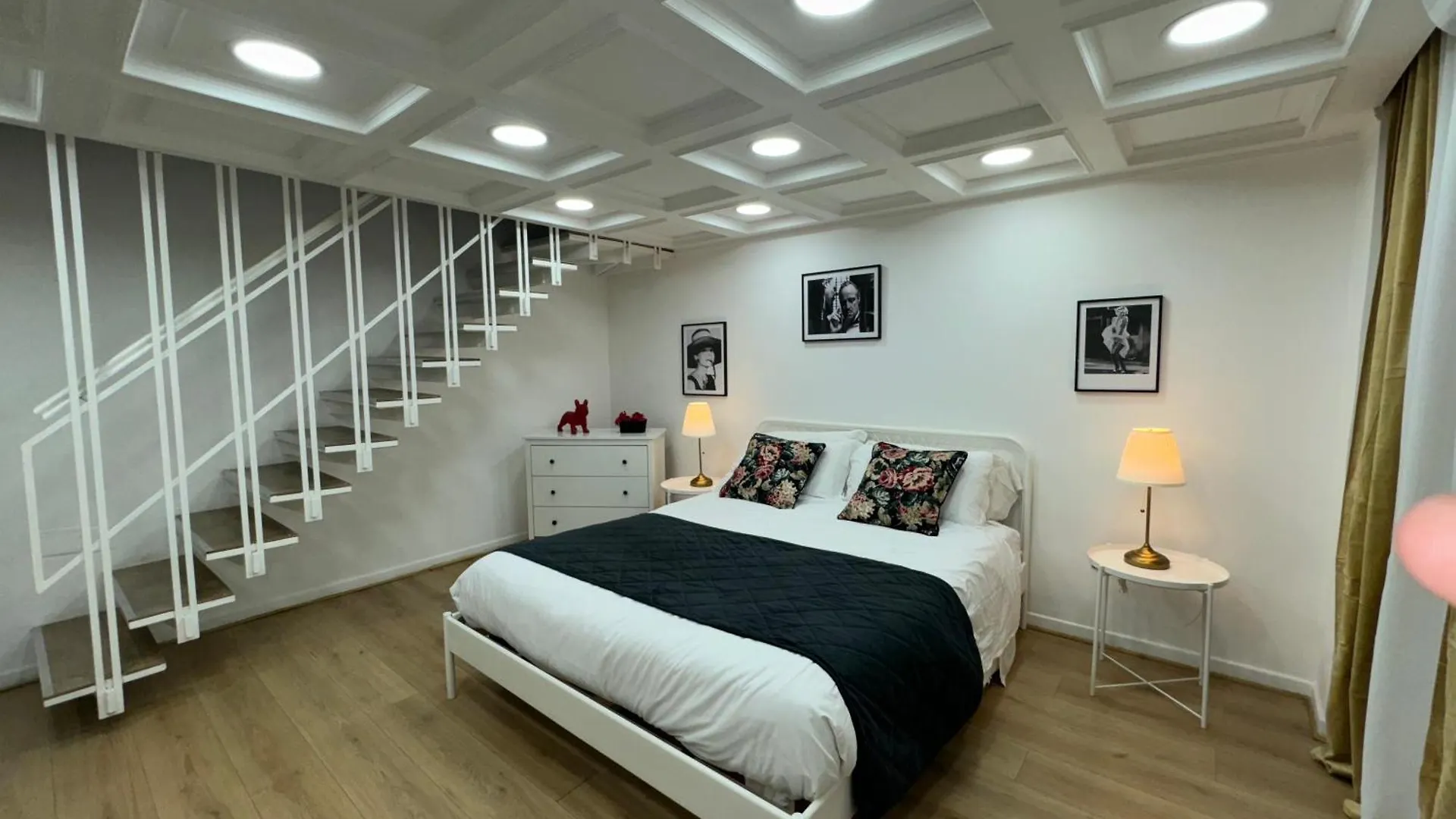 Colonna Holiday Home contacts